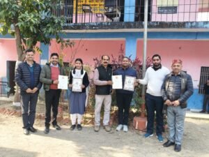 स्वामी विवेकानंद इंस्पायरिंग यूथ अवार्ड और स्वामी विवेकानन्द राष्ट्रीय सेवा रत्न सम्मान से सम्मानित हुए  युवा कवि डॉ राजीव डोगरा तथा  छात्रा मन्नत रंधावा 