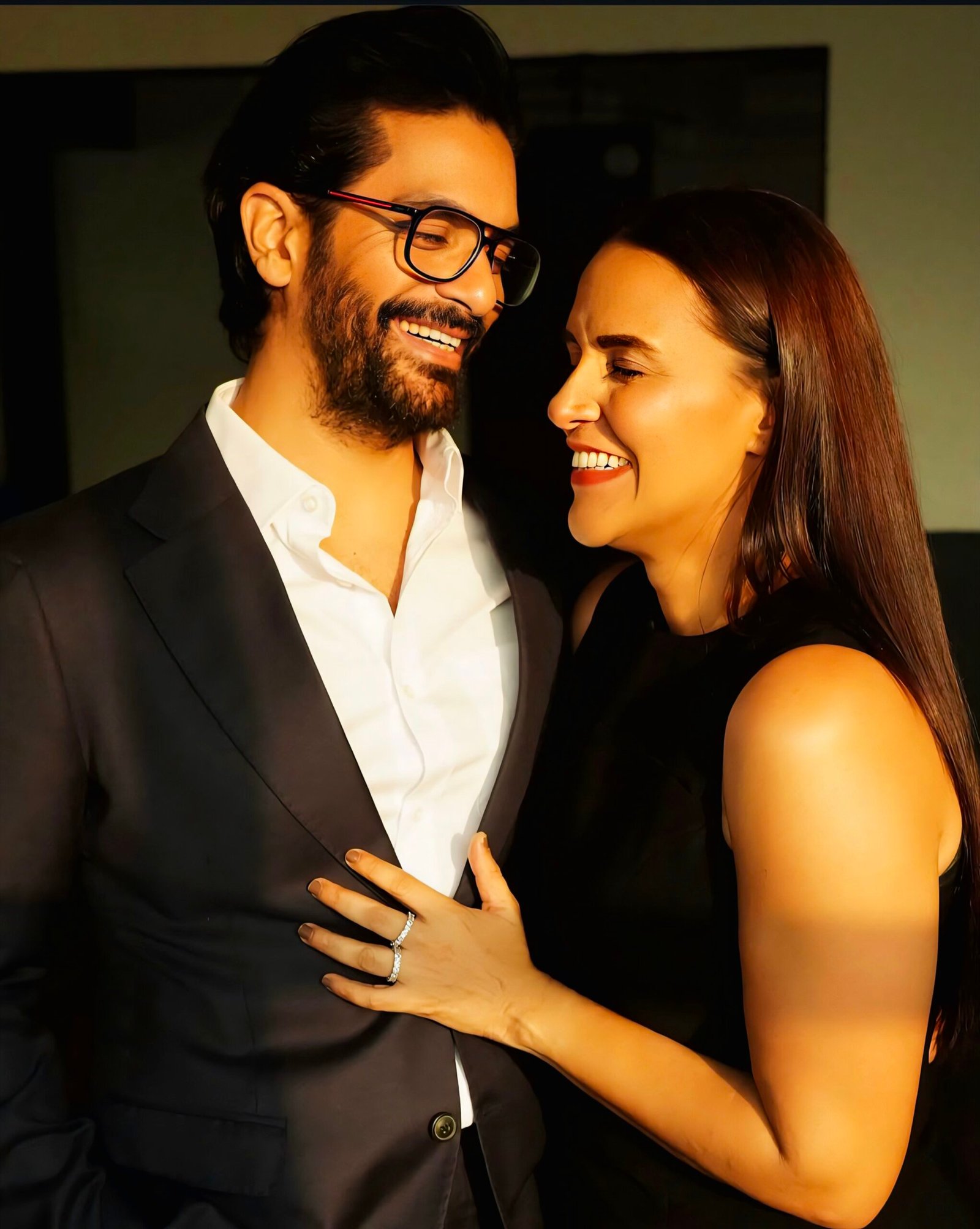 नेहा धूपिया ने अंगद बेदी को सरप्राइज़ देने के लिए दोबारा बनाई अपनी पहली डेट की याद, प्यार और साथ के 8 साल का जश्न मनाया